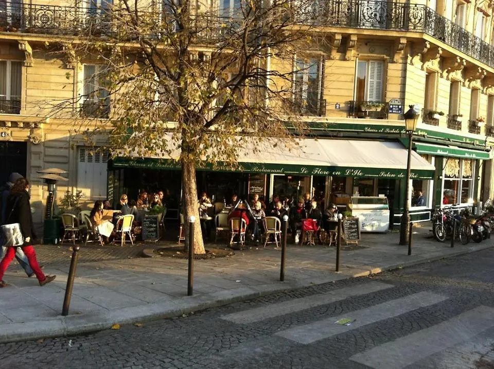 شقة Appartement Renove Parisien En Plein Coeur De L'Ile Saint-Louis Juste En Face De Notre-Dame ! فرنسا