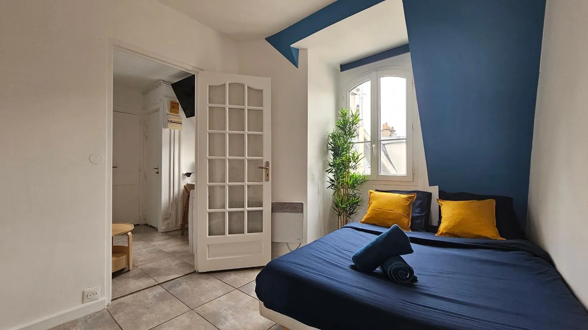 Appartement Renove Parisien En Plein Coeur De L'Ile Saint-Louis Juste En Face De Notre-Dame ! شقة باريس